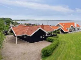 Lovely Summer House With Sea View