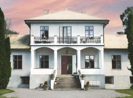 Grå Gåsen，位于Burgsvik的带按摩浴缸的酒店