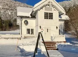 Amazing Home In Nome With Kitchen