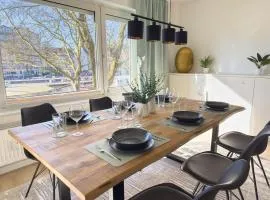 Feuerschiff-Panorama - Neue moderne Wohnung in der Innenstadt mit Blick übers Wasser