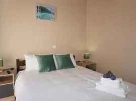 Papadakis Family Home - 2 BR Apartment