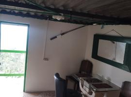 Casa finca en pueblo rico Neira，位于Neira的酒店