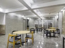 Super Townhouse Ameerpet