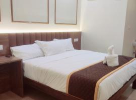 Hotel Raja Grand，位于蒂鲁瓦纳马莱的酒店