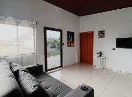 Teyú Green Cottage，位于Cuatro Esquinas的酒店