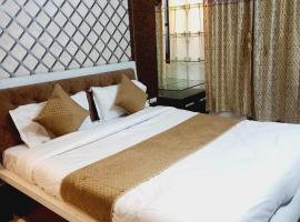 HOTEL KESAR AMRAPALI Udaipur，位于乌代浦的酒店