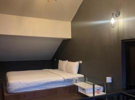 Baan ratchapreuk 2，位于Ban Sam Kong的酒店