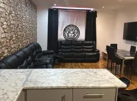 Perfect Stay Near Glasgow Town