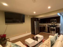 Private Guest House-Lake Ronkonkoma，位于朗康科马的酒店