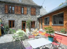 La Maison - Hôtel & Gîte，位于拉吉约勒的酒店