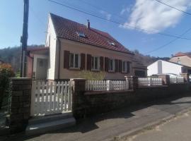 Maison au pays du cristal，位于Reyersviller的酒店