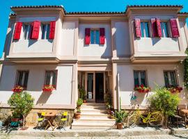 Bozcaada Biz Otel，位于博兹贾阿达岛的酒店