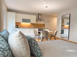 "ONE" - Premium Apartments Seekirchen - Dein Rückzugsort mit exklusivem Flair und privater Terrasse，位于塞基兴的酒店