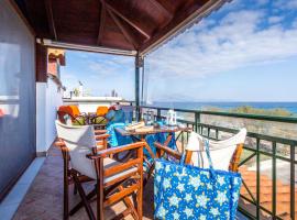 Tonias Houses - Thea House and Vrachos Attic Appartment，位于阿利卡纳斯的酒店