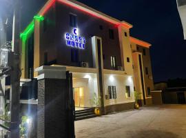 Chapy Hotels，位于阿奴古的酒店