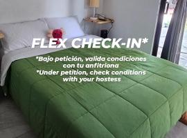 Casa Amarilla Tec&aacute;mac，位于Santa Cruz Tecamac的带停车场的酒店