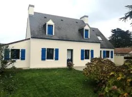 Spacieuse maison familiale à Groix avec jardin - FR-1-813-21