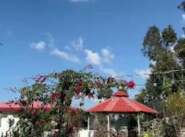The Parijat Retreat，位于拉尼凯特的酒店