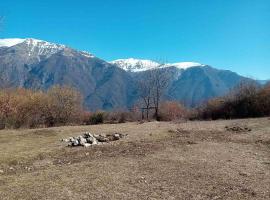 CASA Petra- tent，位于Bituše的酒店