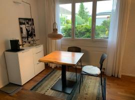 B&B Biel-Brügg，位于Brügg的酒店