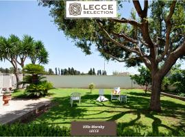 Villa Maroby Garden & Parking - Lecce Selection，位于莱切的酒店