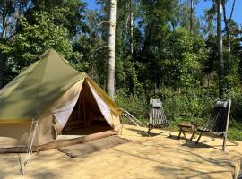 Söderlångvik Glamping，位于Söderlångvik的酒店