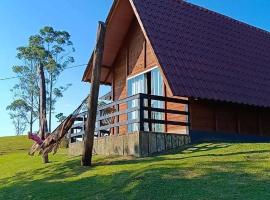 Chal&eacute;s Ref&uacute;gio nas montanhas，位于瓜拉图巴的木屋