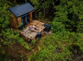 Kooteja Ëra Exclusive Mountain Cabin with Views
