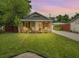 Cheerful 2-Bedroom with convenient Expressway access，位于斯普林菲尔德的酒店