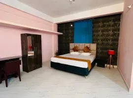 Royal Stay