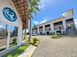 Surf Ranch Resort - Popoyo，位于波波约的酒店