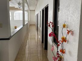 Hotel las Canarias，位于Canoas的酒店