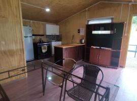 Cabaña donde Chapalla，位于Queilén的酒店