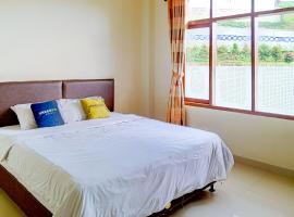 Urbanview Resort Villa Andy Tour Cisarua Puncak，位于Sampal 2的酒店