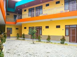 Urbanview MJ Hotel Syariah Cirebon by Reddoorz，位于Kanggraksan的酒店