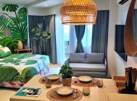 Dominiks Green Heaven Epic Ocean View Tambuli Pool，位于Lapu Lapu City的度假村