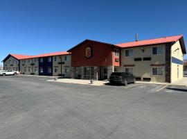 莫里亚蒂速8酒店，位于Moriarty的酒店