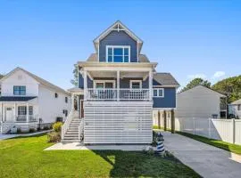 Bayside Bliss 205
