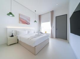 Pattaya Interstellar Village Resort House，位于南芭堤雅的青旅