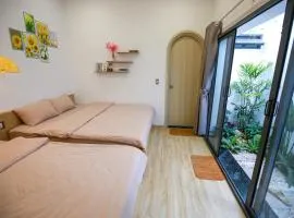 Trăng Non Homestay