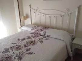Habitación individual o doble en Triana