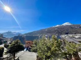 Pretty F4 house with loggia in Briançon