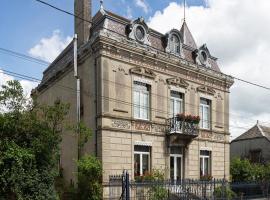 Le Petit Chateau，位于Saint-Michel的酒店