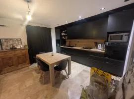 Maison A proximité d'Avignon et site touristique
