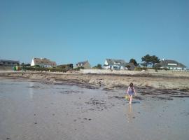 L'Anse de Landemer Montfarville，位于Montfarville的自助式住宿
