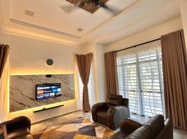 Homestay Husna，位于龙运的酒店