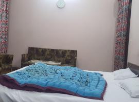 Tiger Hill Home Stay，位于阿拉哈巴德的酒店
