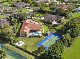 Grand 6BR Plantation Estate w Tennis POOL