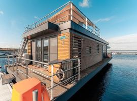 Hausboot Paradise，位于Klitten的酒店