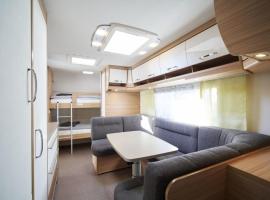 Camper Lodge CL2，位于Hindenberg的酒店